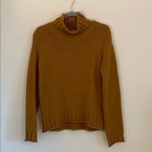 Soft high neck sweater!!